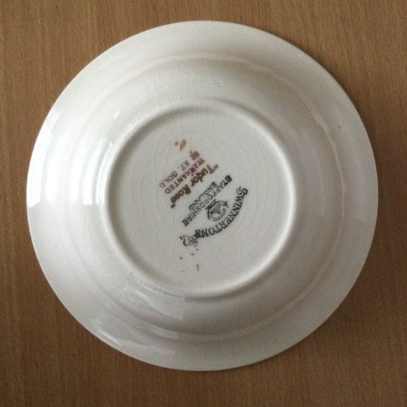 Vintage Tudor Rose Swinnertons Staffordshire Made in England lot of bowls plate - Picture 10 of 12